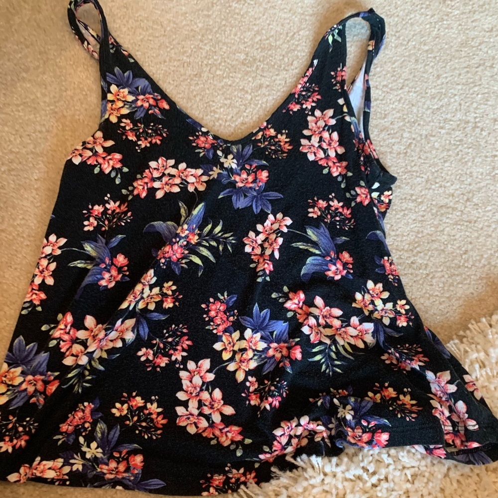 black flowery American eagle tank